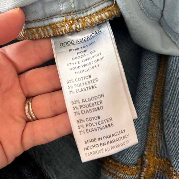 Good American Good Waist Crop 16 - Picture 15 of 16